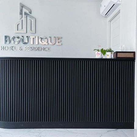 TJ Boutique Hotel Uthai Thani Extérieur photo